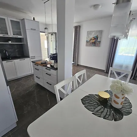 Vakantiehuis Family Friendly House With A Swimming Pool Zabrdje, Peljesac - 24356 Ston